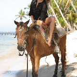 action-girls/285-veronika_fasterova-horseback/pthumbs/actiongirlsveronikafasterovahorseback001.jpg