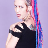 barely-evil/jax-punk_rebel_shows_off_tattoos-020610/pthumbs/barelyevil02.jpg