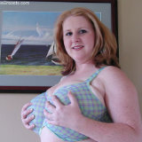 divine-breasts/sapphire-bbw-boobs-nipple-pull/pthumbs/sapphire-bbw-boobs-nipple-pull-7.jpg