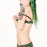 gothic-babes/gothic_tattooed_green_skull_bikini-031513/pthumbs/gothicsluts09.jpg