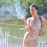 smoking-mina/16-mina-smoke_in_the_park-101212/pthumbs/09.jpg