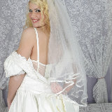 suburban-amateurs/lara_lee-strips_wedding_dress-021411/pthumbs/1006.jpg